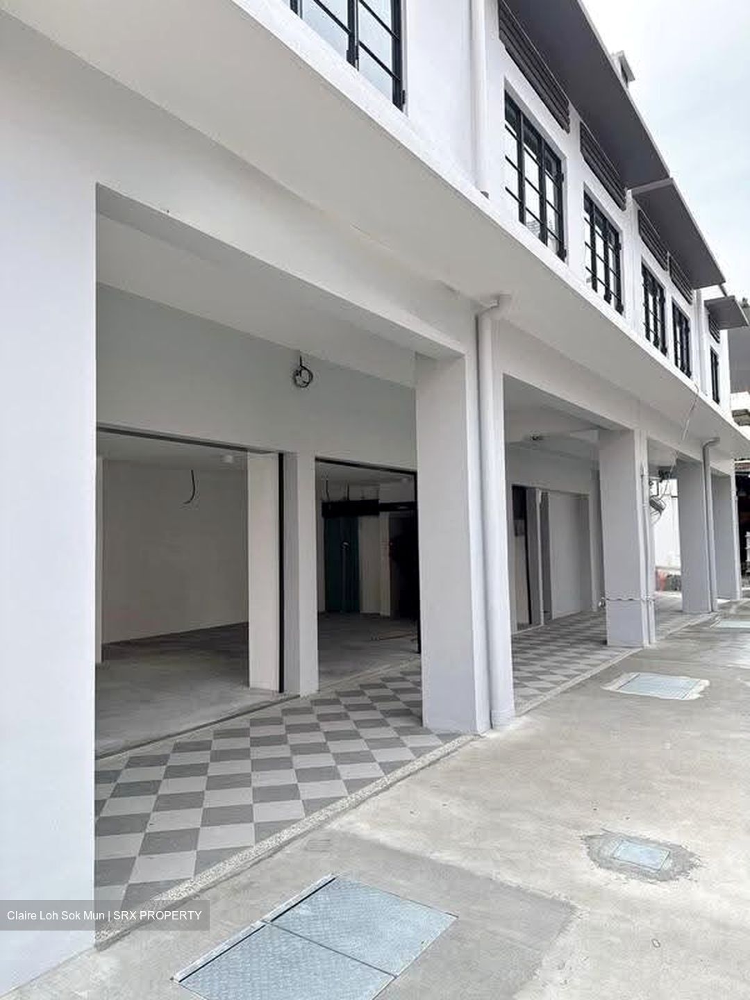 Sims Avenue (D14), Shop House #607310611